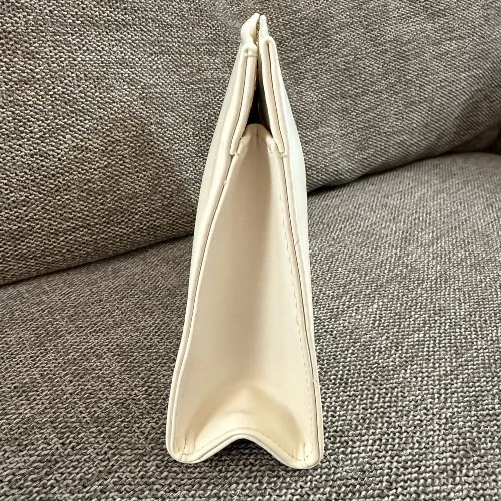 Yves Saint Laurent Beauty Cream Logo Pouch Makeup Bag Authentic New - Picture 7 of 11